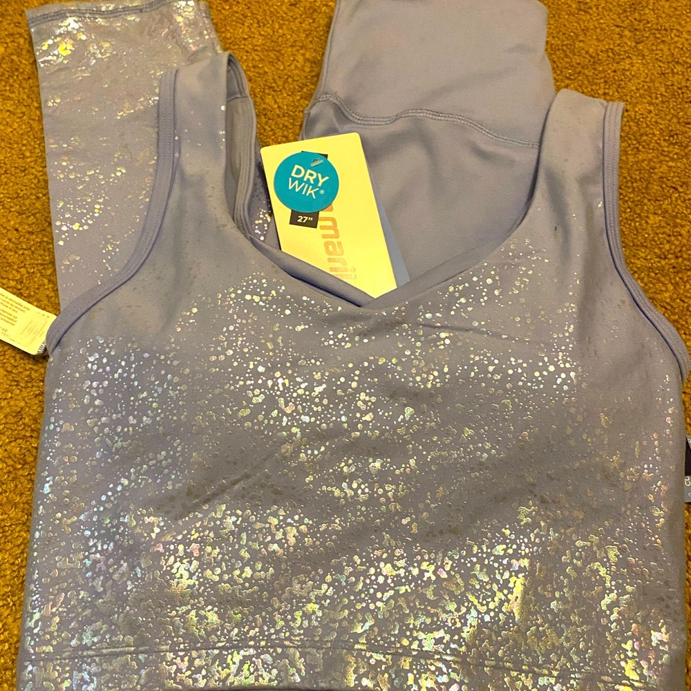 Activewear leggings and bra